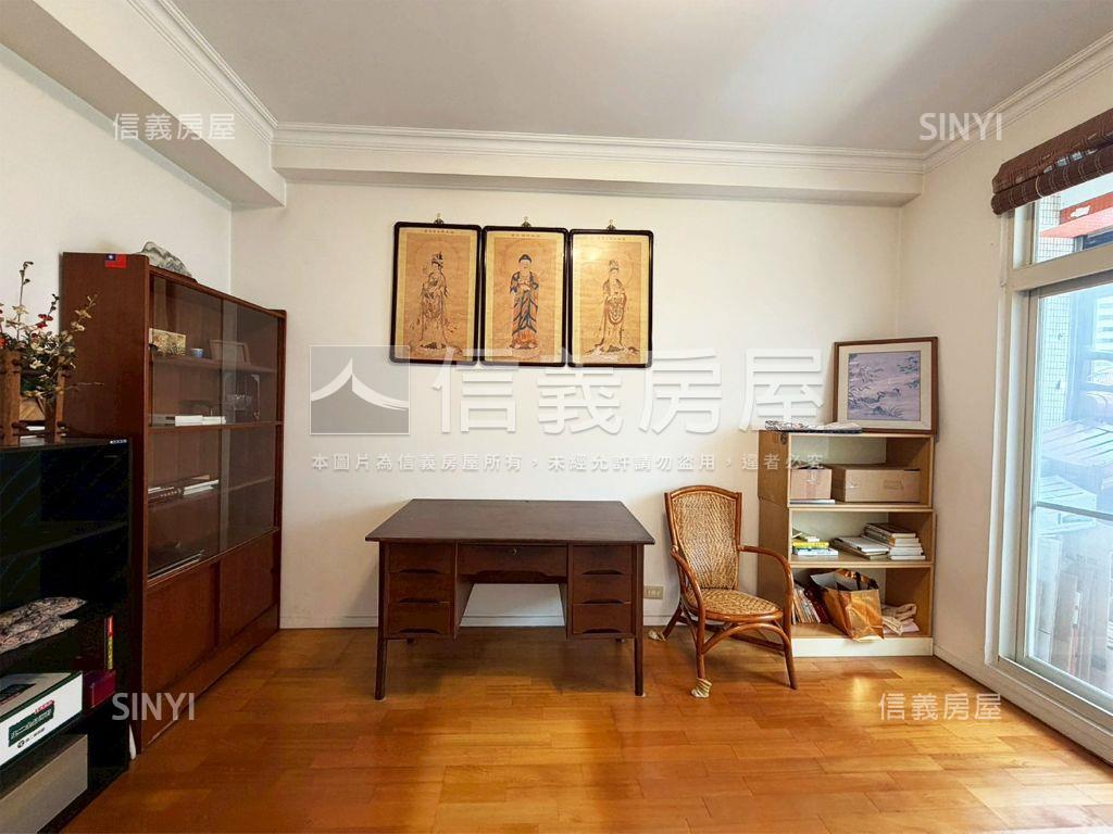 世貿１０１樹海景觀美屋房屋室內格局與周邊環境