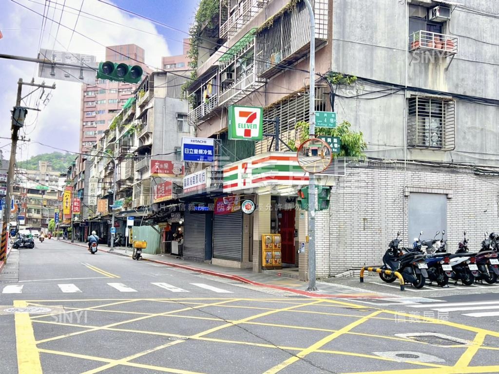＊福興路大空間邊間大四房房屋室內格局與周邊環境