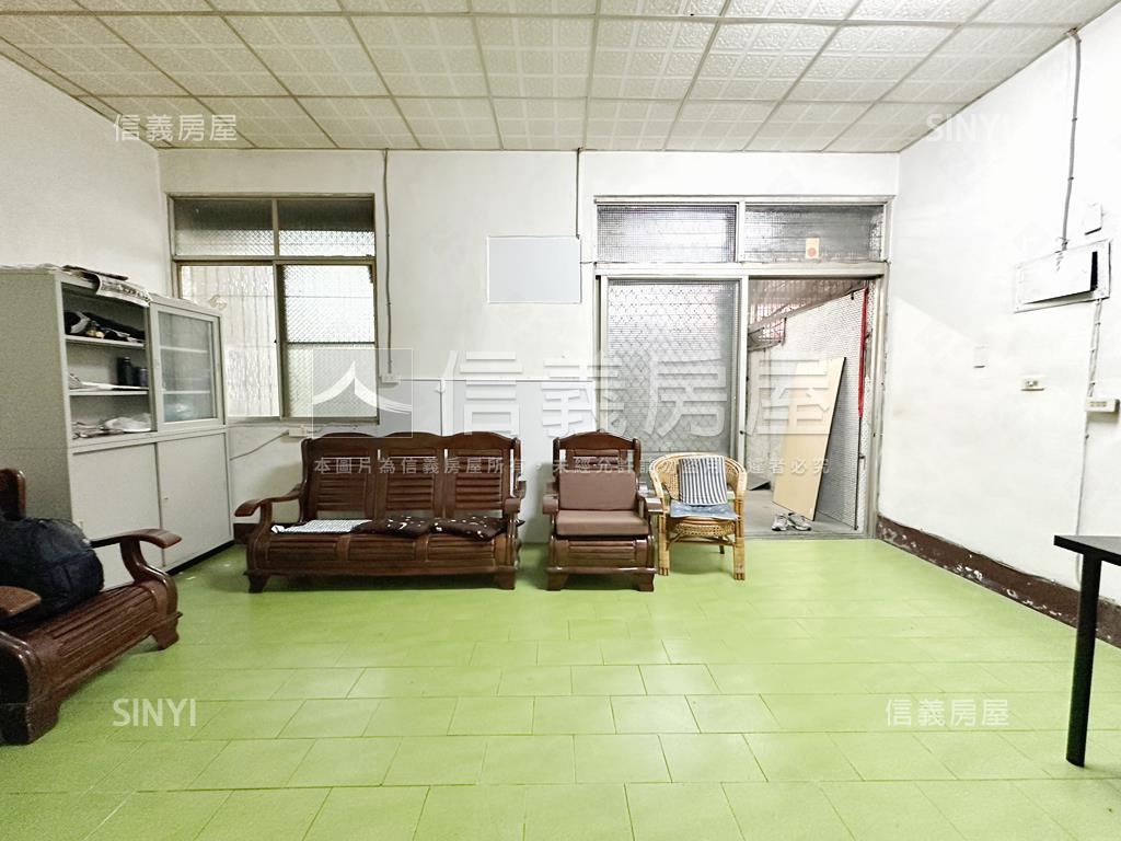 近經武商圈潛力公寓一樓房屋室內格局與周邊環境