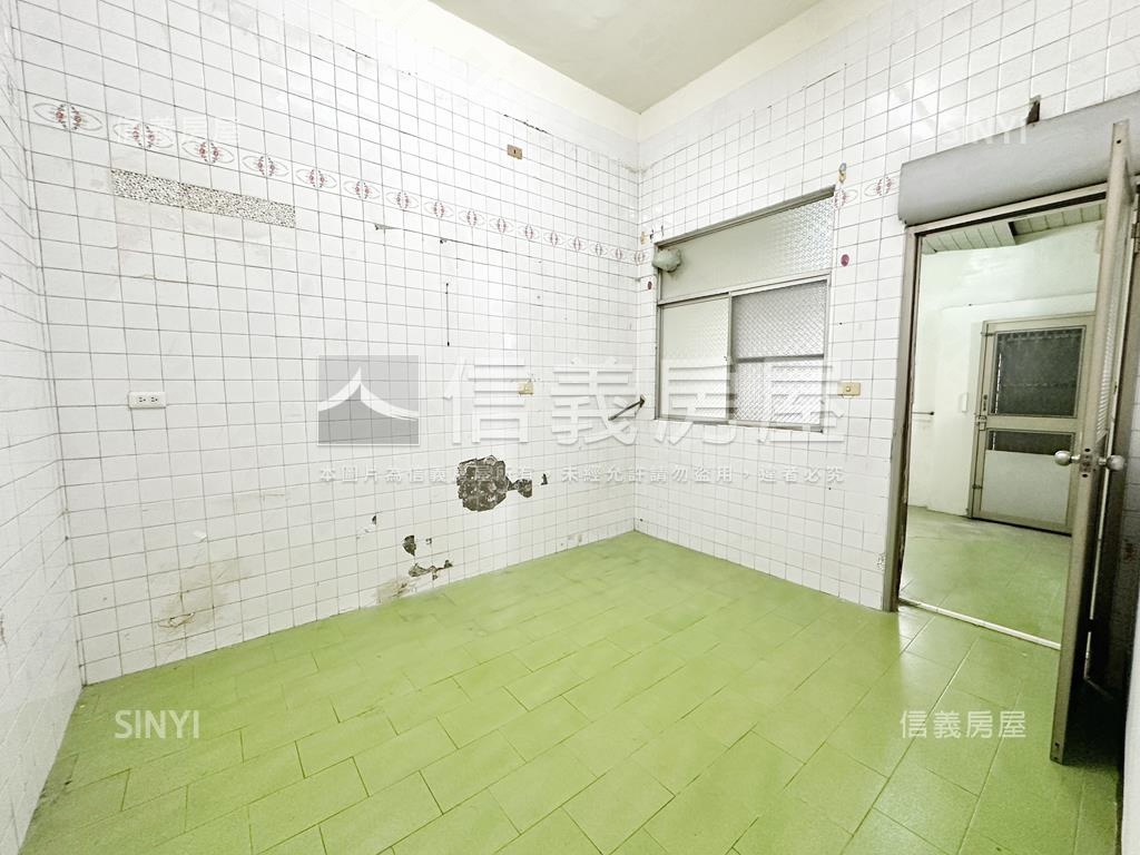 近經武商圈潛力公寓一樓房屋室內格局與周邊環境