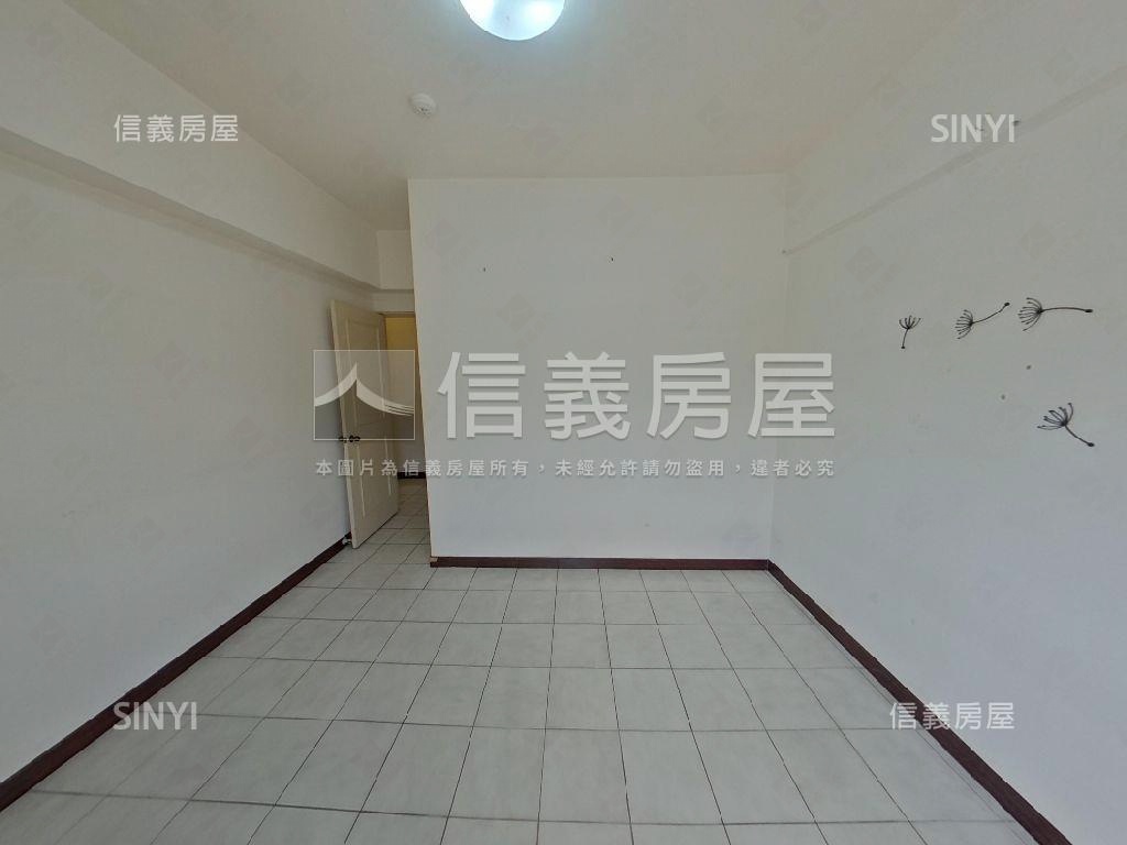 溫暖人間３房附車位房屋室內格局與周邊環境