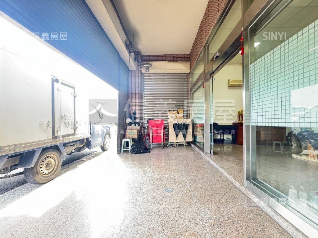 華鳳特區鎮北國小邊間透天房屋室內格局與周邊環境