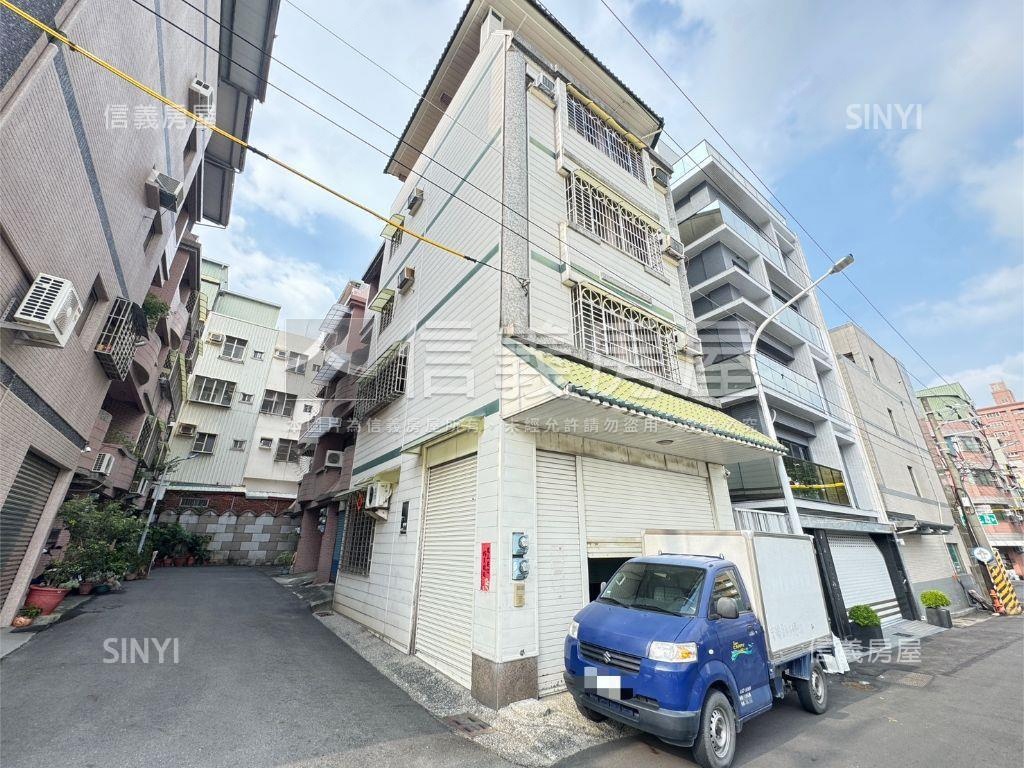 華鳳特區鎮北國小邊間透天房屋室內格局與周邊環境