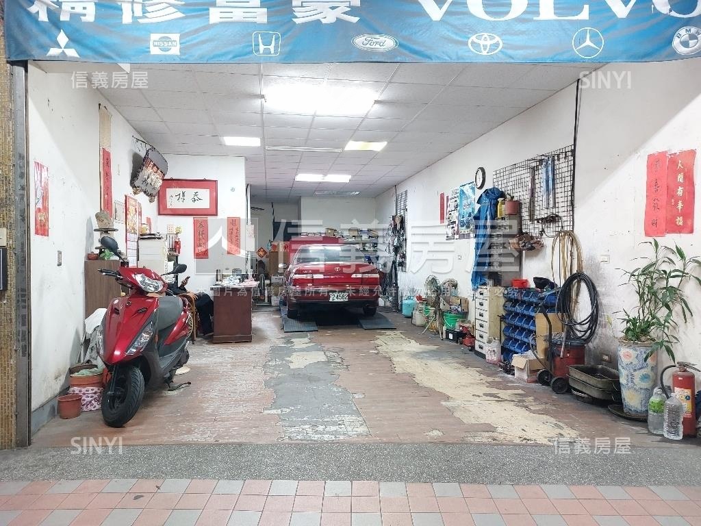 正成功路黃金店面房屋室內格局與周邊環境