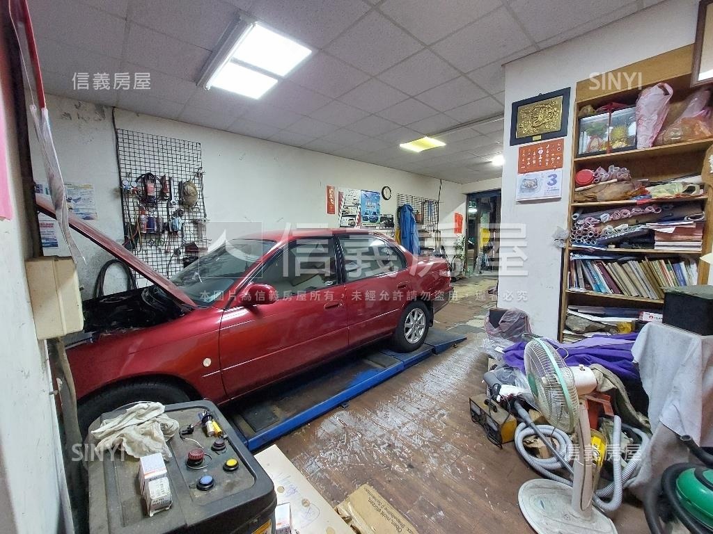 正成功路黃金店面房屋室內格局與周邊環境