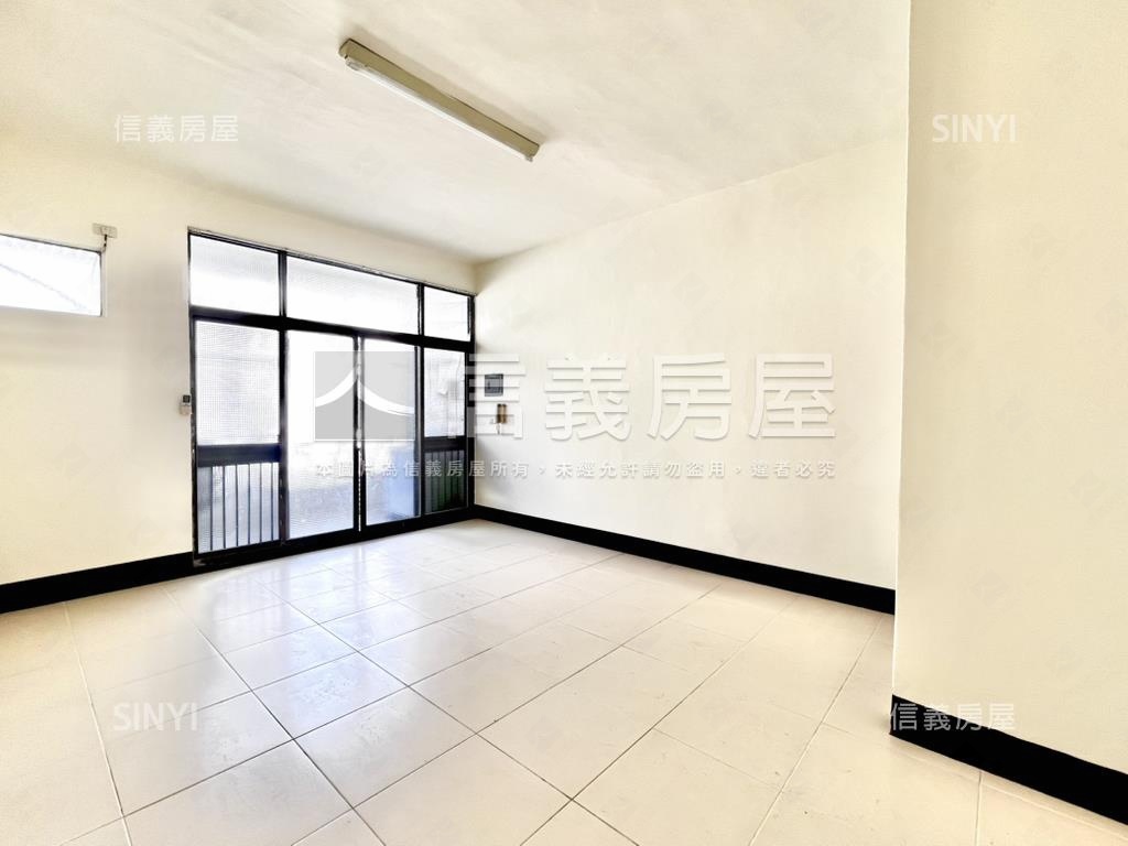 近南科新市豐華小資透天房屋室內格局與周邊環境