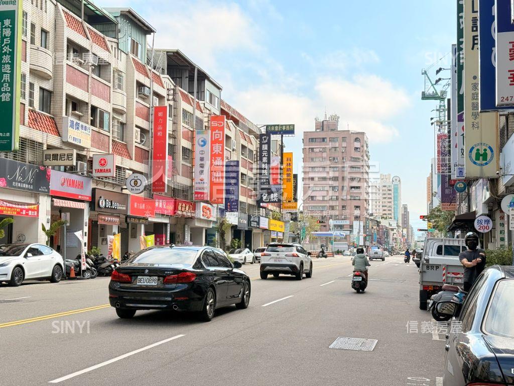 向上路透店磅礴登場房屋室內格局與周邊環境