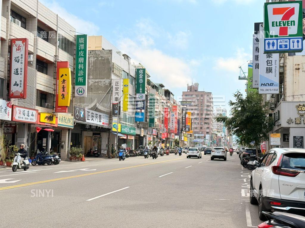 向上路透店磅礴登場房屋室內格局與周邊環境