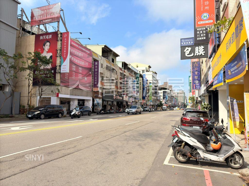 向上路透店磅礴登場房屋室內格局與周邊環境