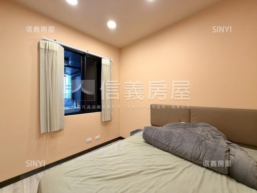 潤隆稀有露台質感兩房車位房屋室內格局與周邊環境