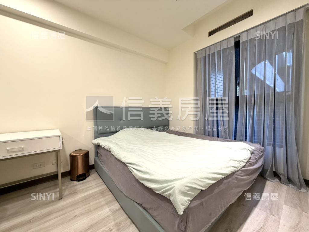 潤隆稀有露台質感兩房車位房屋室內格局與周邊環境