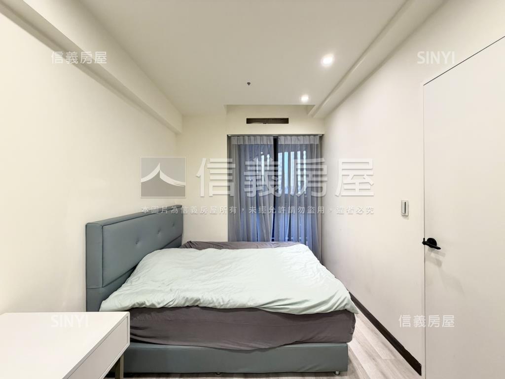 潤隆稀有露台質感兩房車位房屋室內格局與周邊環境