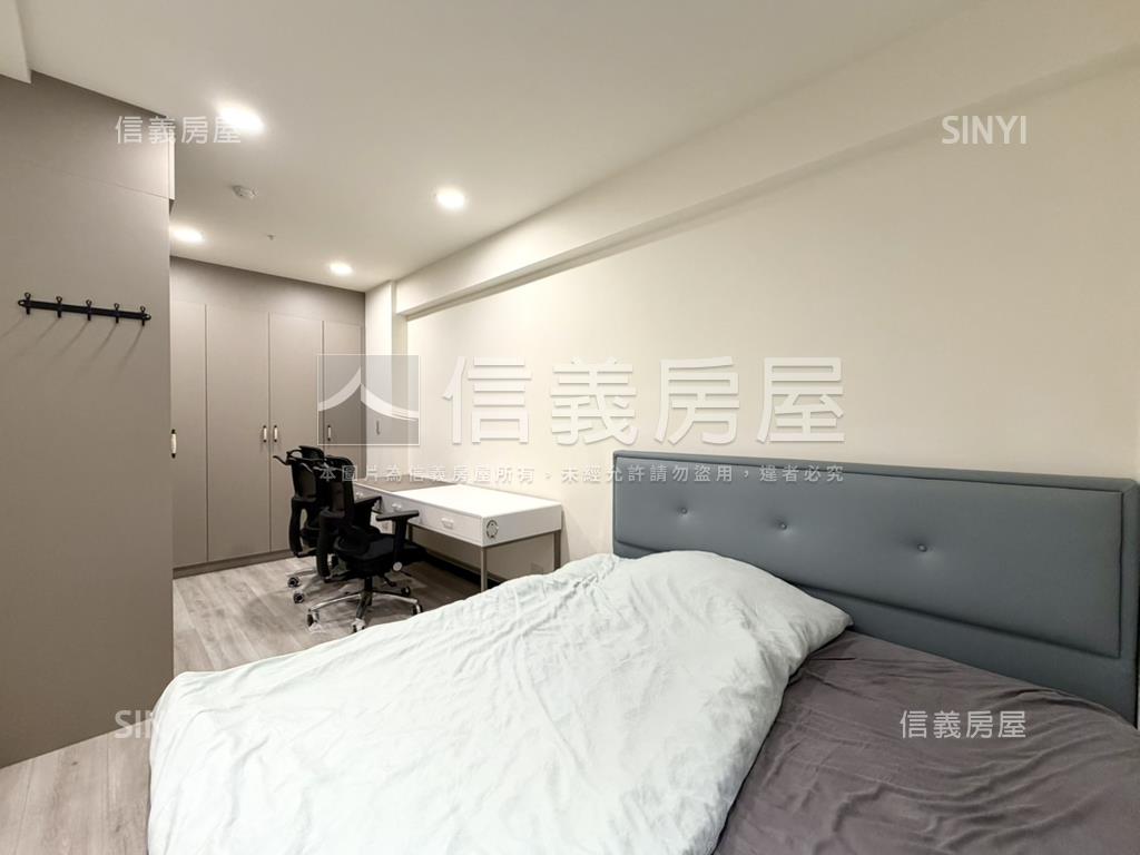 潤隆稀有露台質感兩房車位房屋室內格局與周邊環境