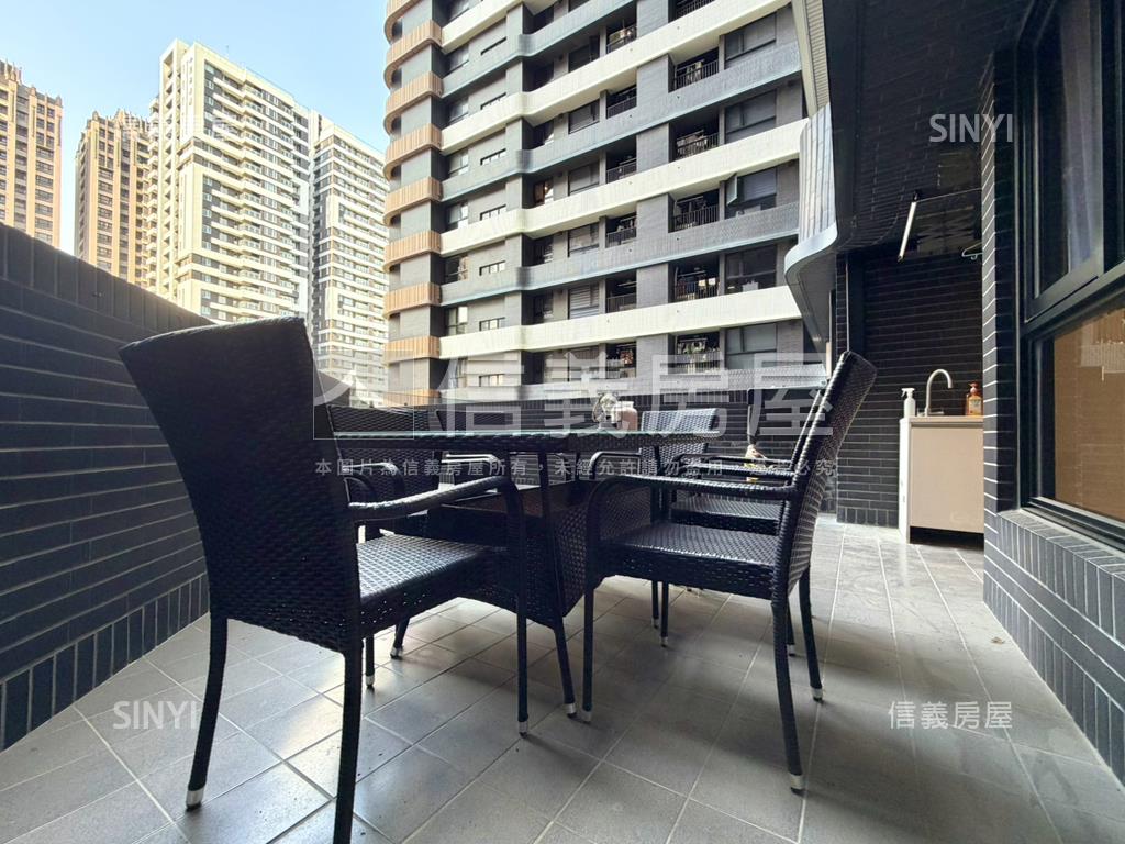 潤隆稀有露台質感兩房車位房屋室內格局與周邊環境