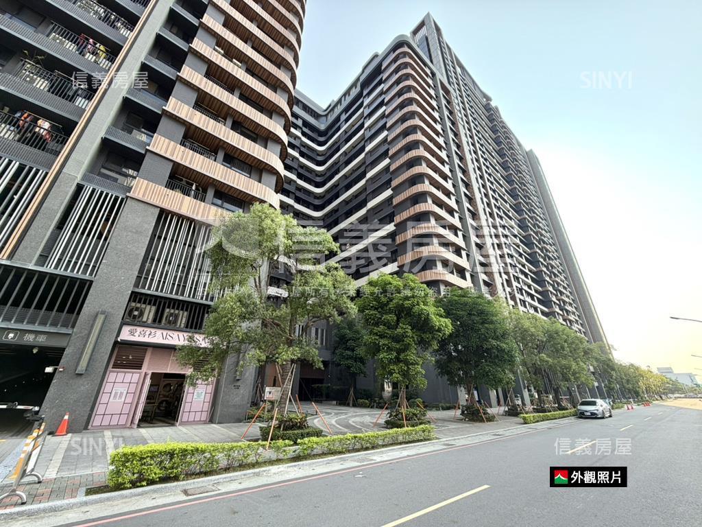 潤隆稀有露台質感兩房車位房屋室內格局與周邊環境