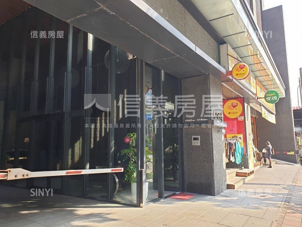 東門站旁中正國中崗石三房房屋室內格局與周邊環境