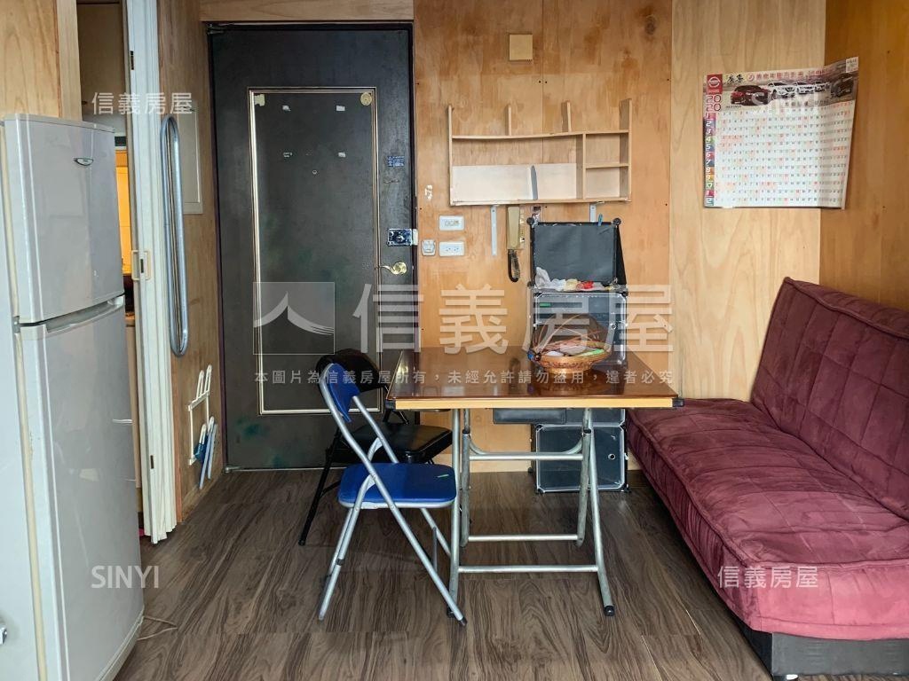 陽光溫馨套房含車位房屋室內格局與周邊環境