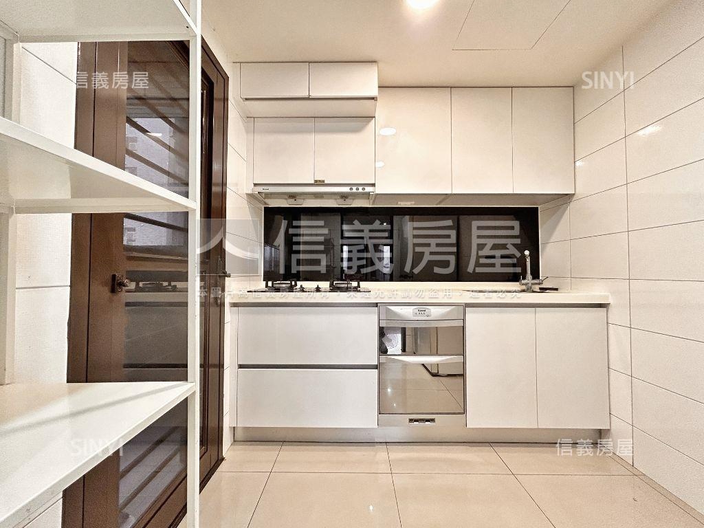 精選樂捷市四房車位房屋室內格局與周邊環境