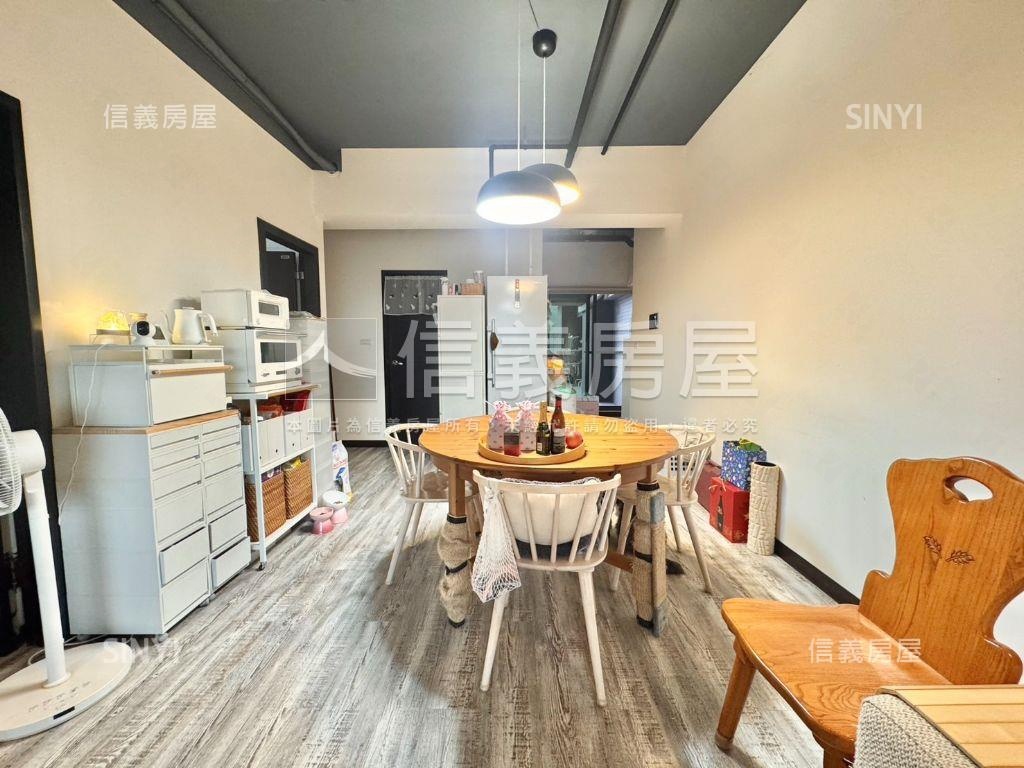 新店捷運露臺河景高樓房屋室內格局與周邊環境