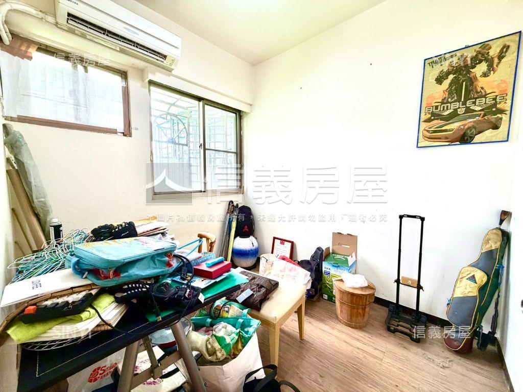 稀有釋出香榭巴黎河景４房房屋室內格局與周邊環境