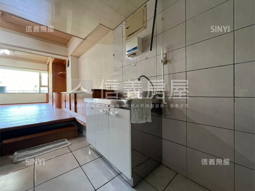 泉之鄉低總價綠景套房房屋室內格局與周邊環境