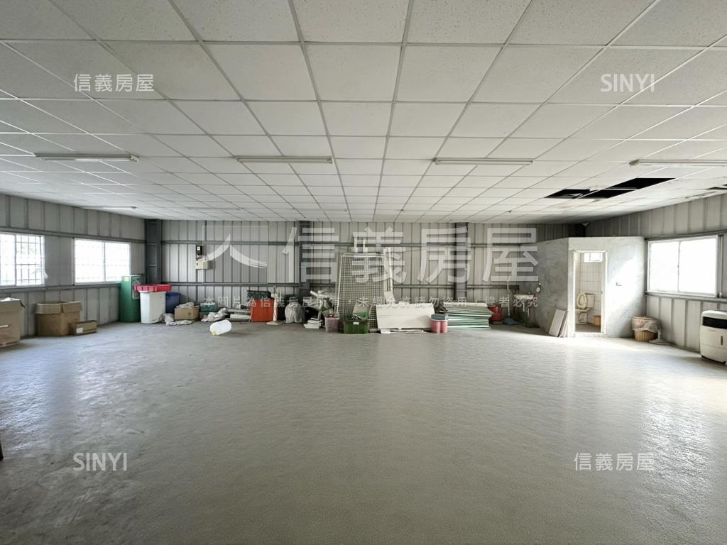 漢神洲際大面寬商一店面房屋室內格局與周邊環境