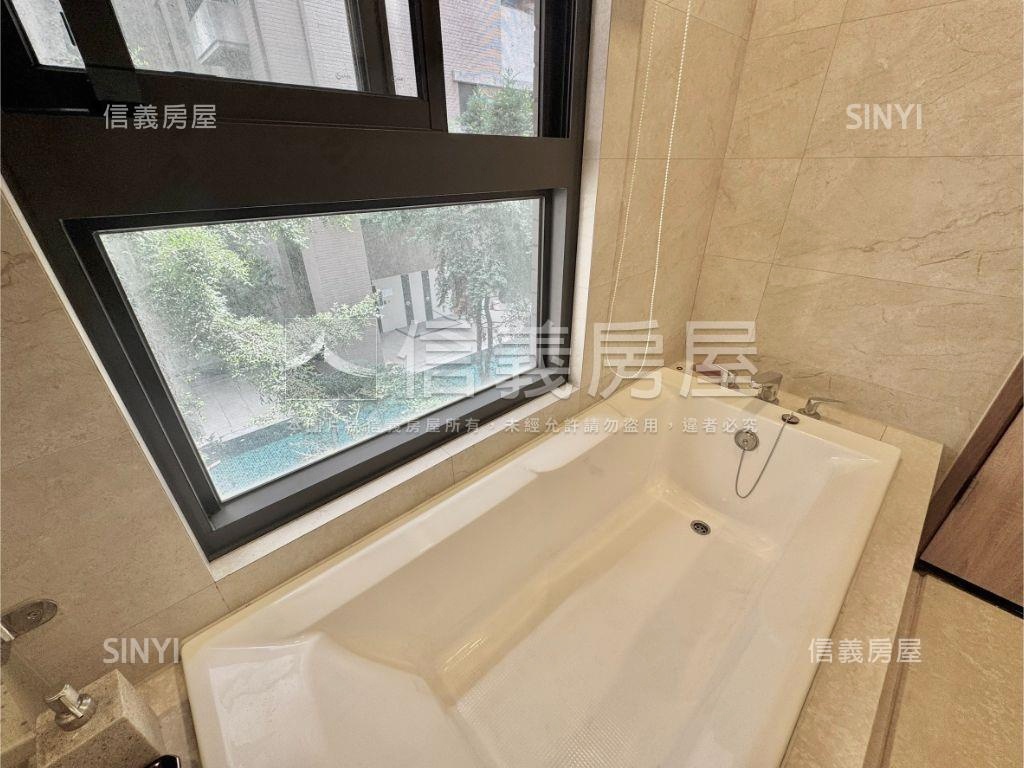 麗晨卓爾露臺戶稀有釋出房屋室內格局與周邊環境