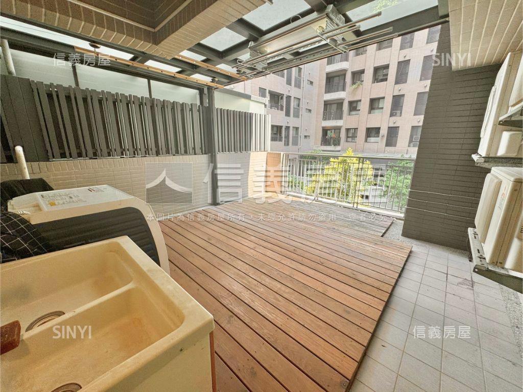 麗晨卓爾露臺戶稀有釋出房屋室內格局與周邊環境