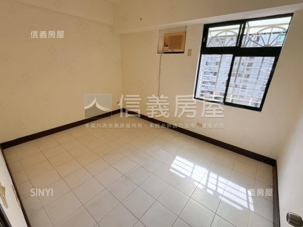 空南國宅三房平車房屋室內格局與周邊環境