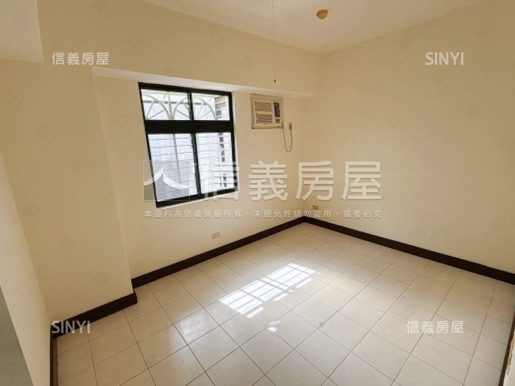 空南國宅三房平車房屋室內格局與周邊環境