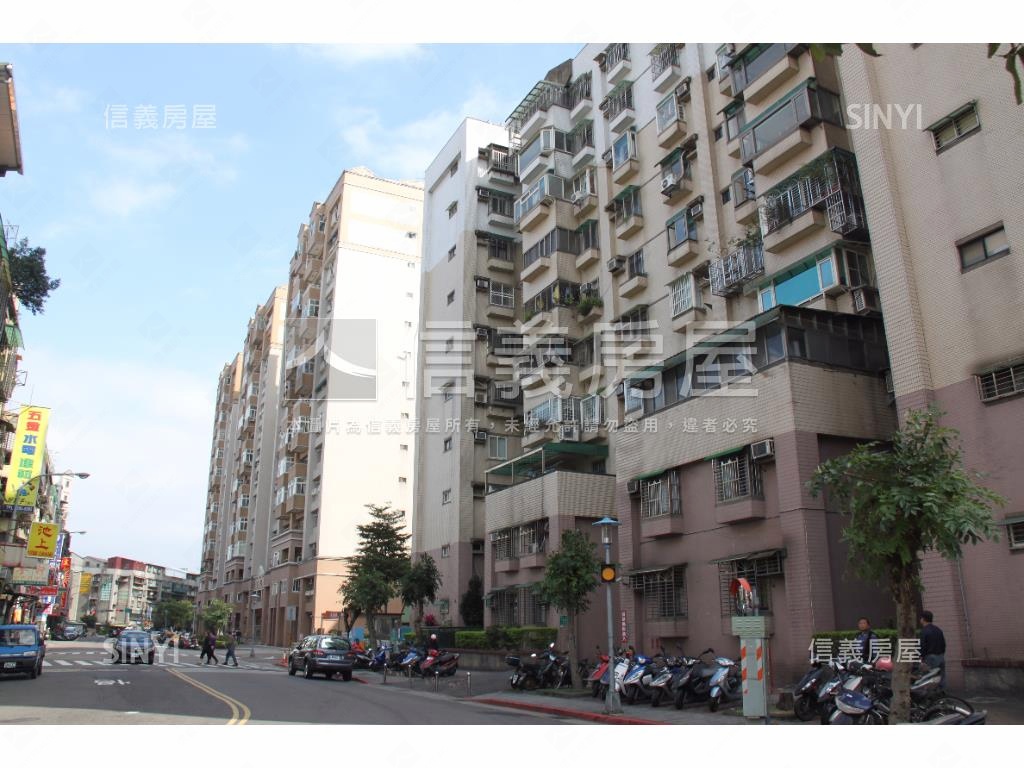 空南國宅三房平車房屋室內格局與周邊環境