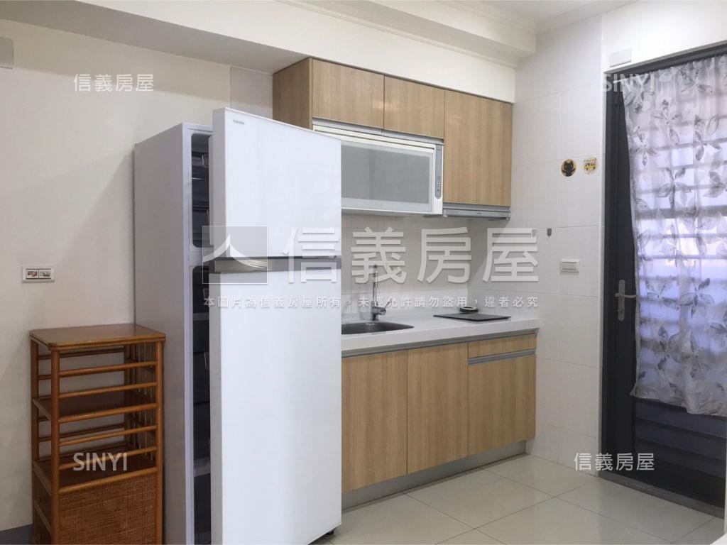 屋齡未滿十年建工發財美宅房屋室內格局與周邊環境