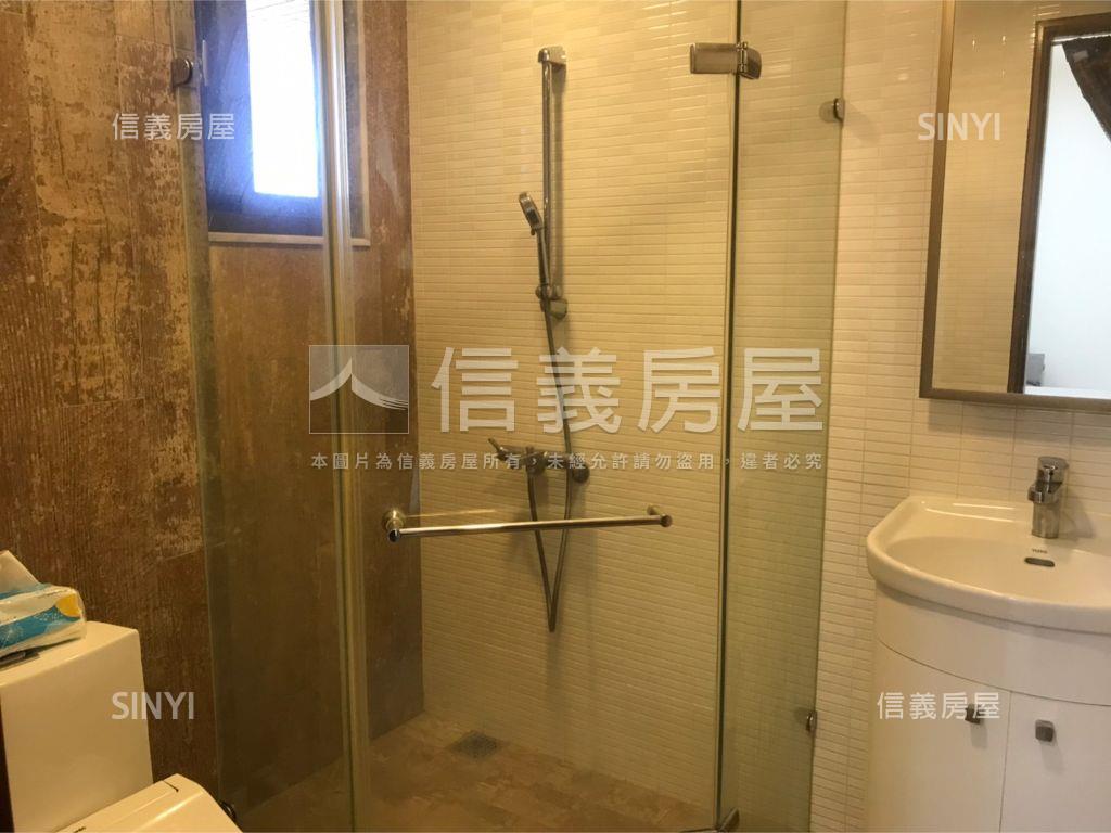 屋齡未滿十年建工發財美宅房屋室內格局與周邊環境