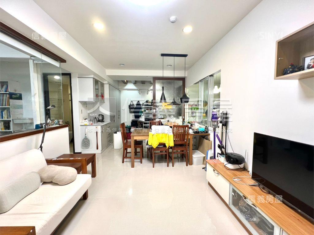 捷運～雍河院絕美３房車位房屋室內格局與周邊環境