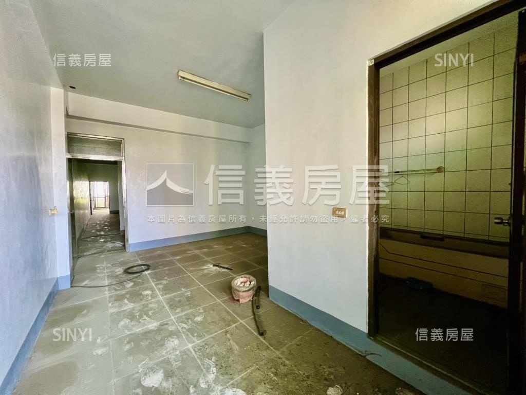 大地坪低總價前後臨路透天房屋室內格局與周邊環境