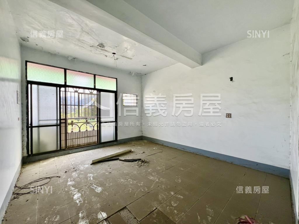 大地坪低總價前後臨路透天房屋室內格局與周邊環境
