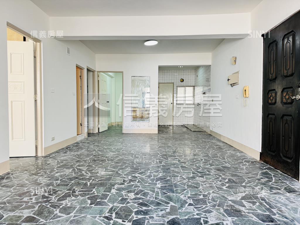 市政府．成家亮麗清新三房房屋室內格局與周邊環境