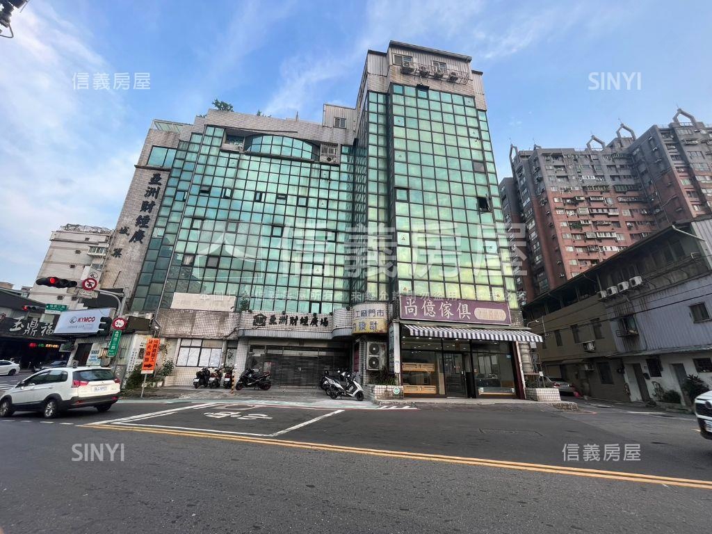 中興商圈收租寶３房屋室內格局與周邊環境