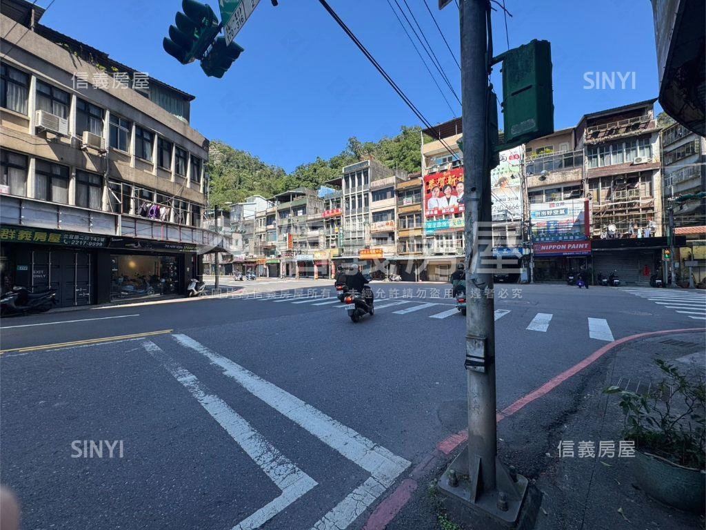 旺旺透天店面房屋室內格局與周邊環境