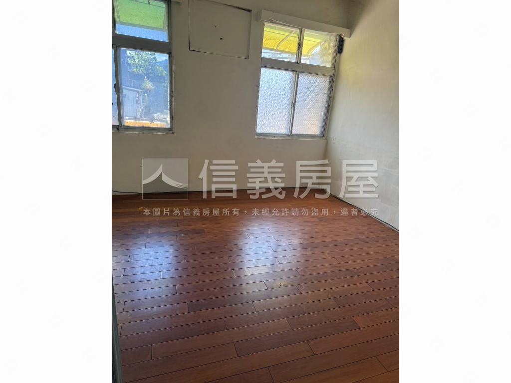 旺旺透天店面房屋室內格局與周邊環境