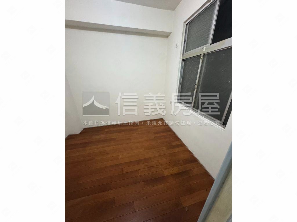 旺旺透天店面房屋室內格局與周邊環境