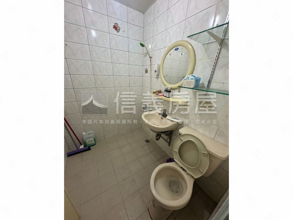 旺旺透天店面房屋室內格局與周邊環境