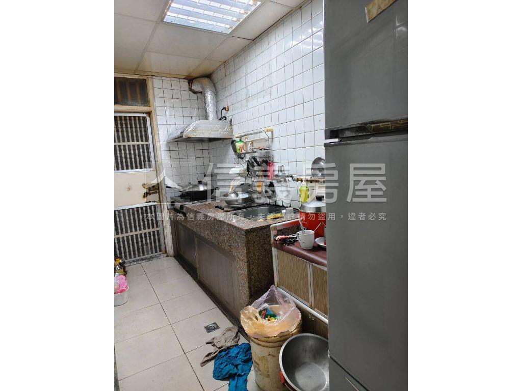 東園街方正公寓一樓房屋室內格局與周邊環境