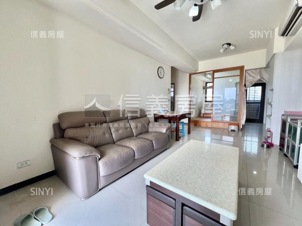 佑睿首薈三房平面車位房屋室內格局與周邊環境