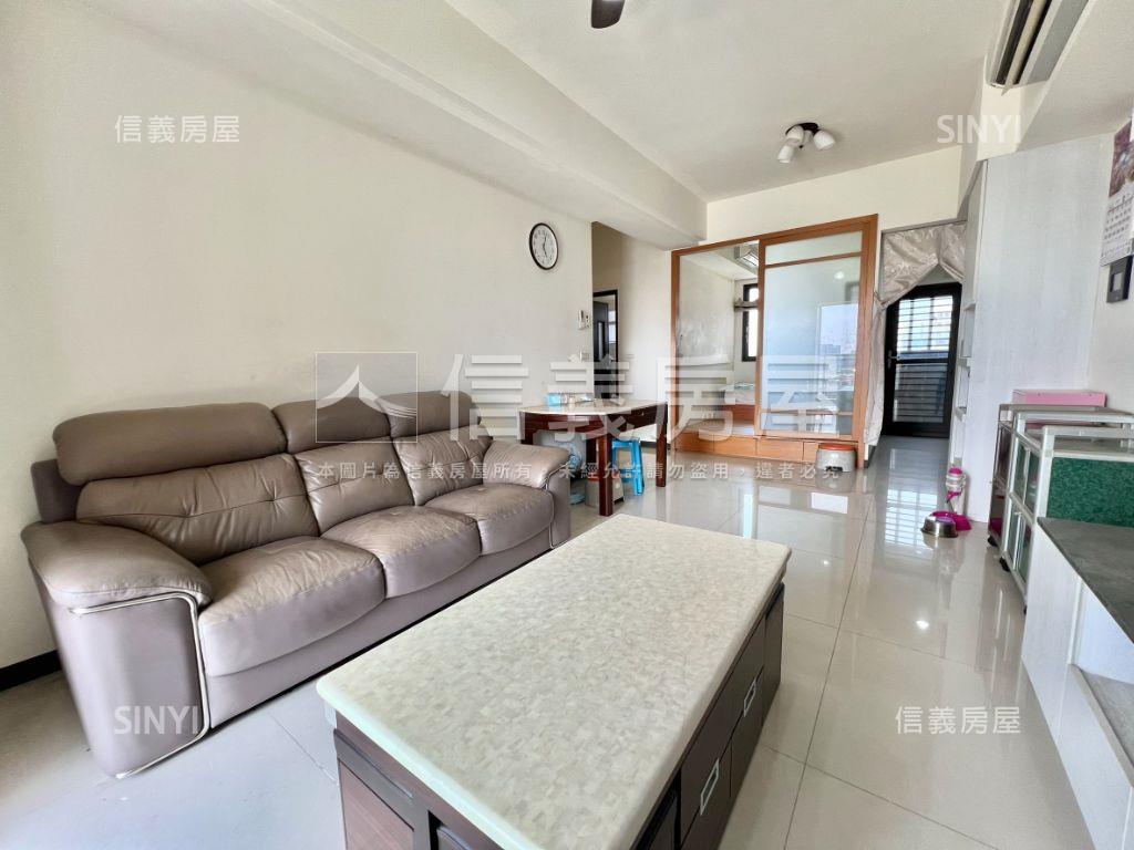 佑睿首薈三房平面車位房屋室內格局與周邊環境