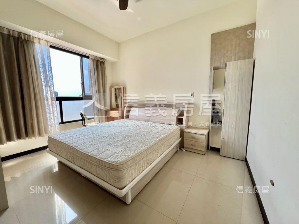 佑睿首薈三房平面車位房屋室內格局與周邊環境