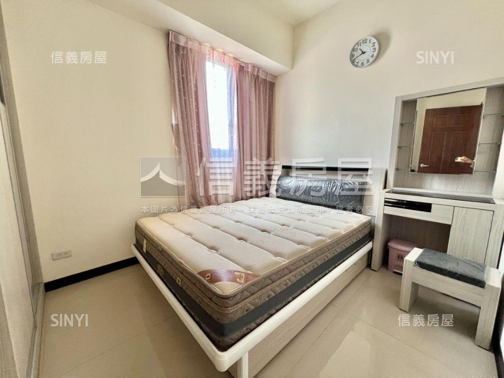 佑睿首薈三房平面車位房屋室內格局與周邊環境