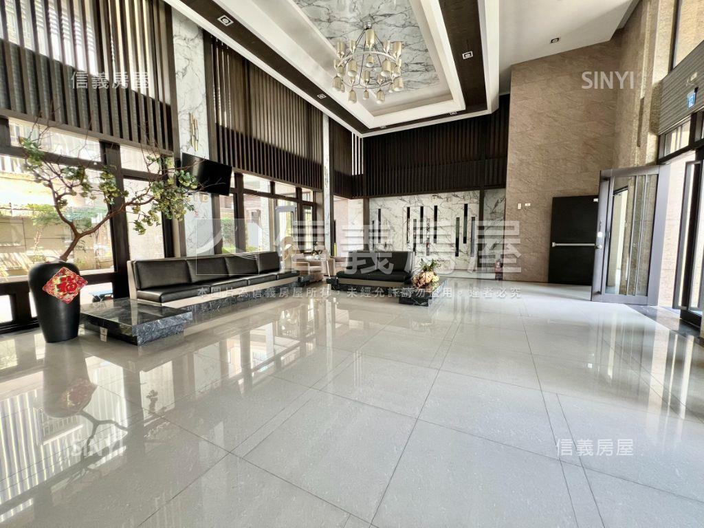 佑睿首薈三房平面車位房屋室內格局與周邊環境