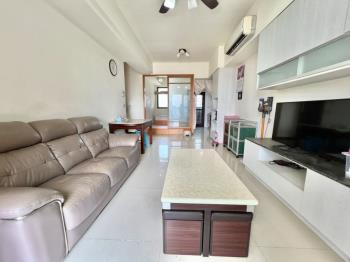 佑睿首薈三房平面車位