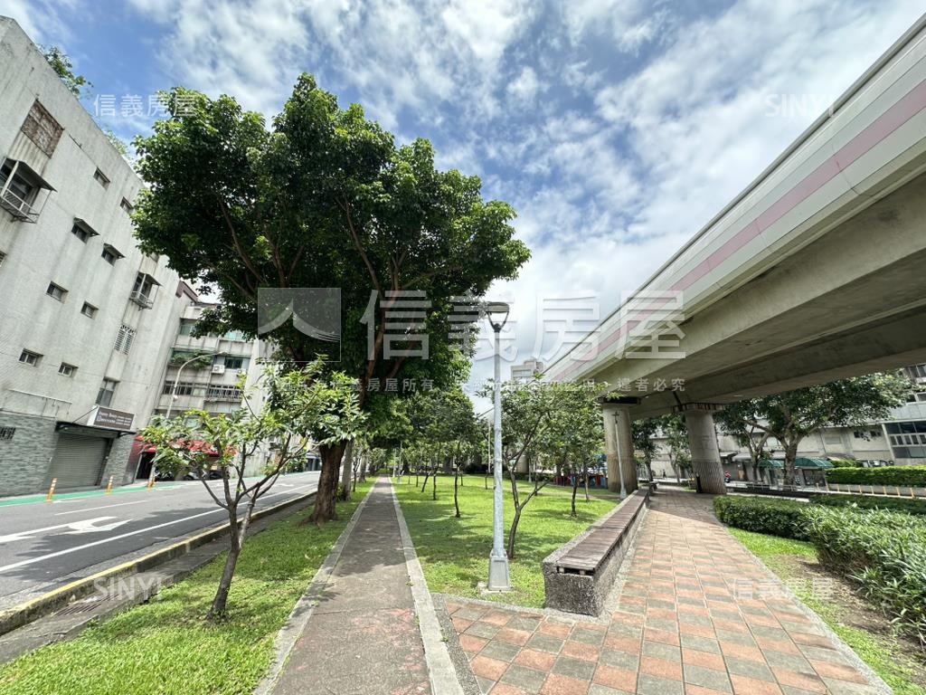 北士科基泰磺溪２房車房屋室內格局與周邊環境